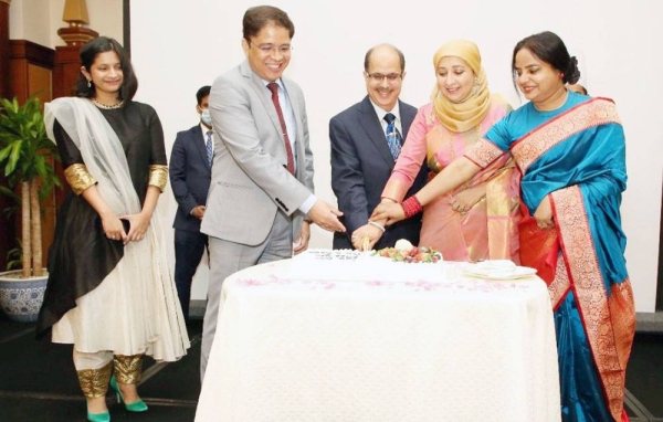 Indian Ambassador to Saudi Arabia Dr. Ausaf Sayeed speaks at a farewell party organized for him at Hotel Ritz Carlton.