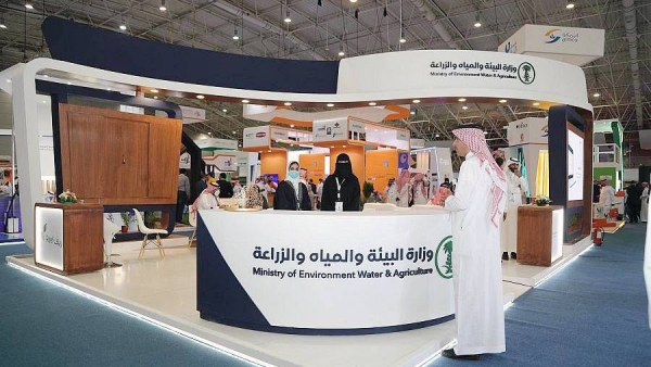 The Deputy Minister of Environment, Water and Agriculture, Eng. Mansour Bin Hilal Al-Mushaiti, inaugurated Monday the Middle East Poultry Exhibition in Riyadh on Monday.