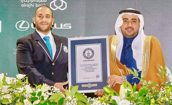 The CEO of the Horse Races Club and Secretary-General of the Equestrian Authority, Eng. Marwan Bin Abdulrahman Al-Olayan, received Saturday at the club's headquarters in Riyadh, a Guinness World Records certificate for the most expensive equestrian race in the world.
