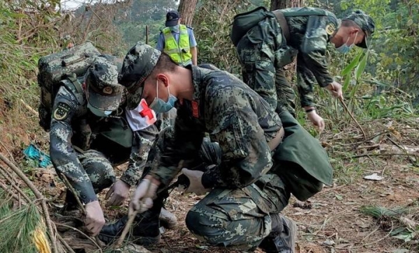 Search and rescue workers trawling the slopes near the crash site are yet to find passengers.