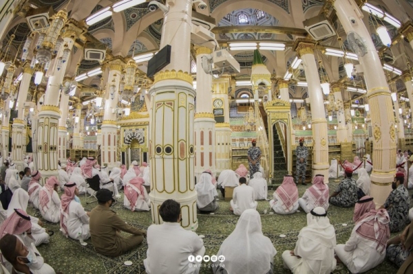 The old mosque structure at the Prophet’s Mosque in Madinah was open for all visitors and worshipers, effective from the evening of Friday, April 1. This was announced by the Agency for the Affairs of the Prophet’s Mosque.