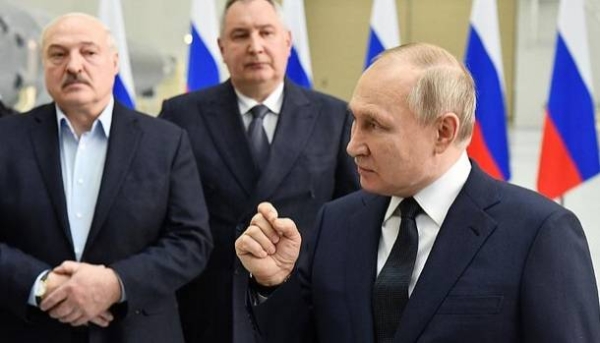 Russian President Vladimir Putin, right, Belarusian President Alexander Lukashenko, left, and Russian Roscosmos head Dmitry Rogozin at the Vostochny cosmodrome.

