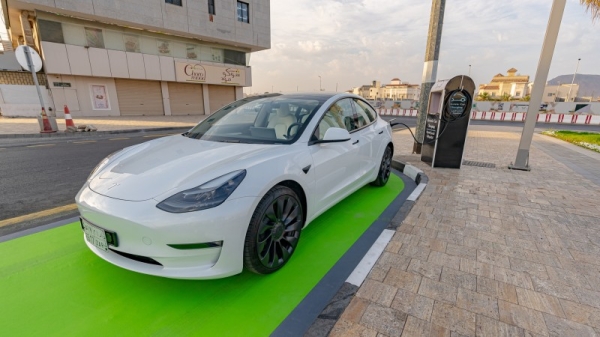 The Municipality of Madinah Region recently installed the first electric vehicle charging station in the region.