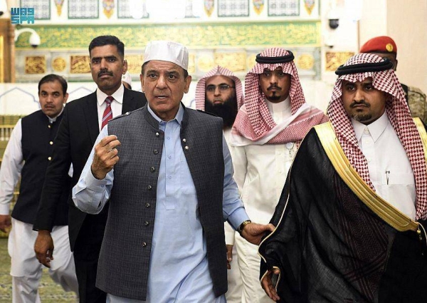 Pakistan' Prime Minister Mohammed Shehbaz Sharif have visited on Thursday the Prophet’s Mosque in Madinah.