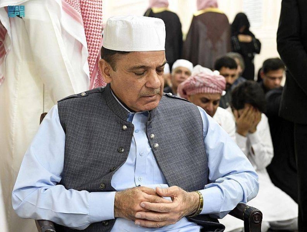 Pakistan' Prime Minister Mohammed Shehbaz Sharif have visited on Thursday the Prophet’s Mosque in Madinah.