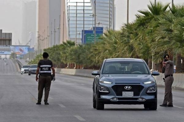 SR100 fine if not renewing vehicle' registration