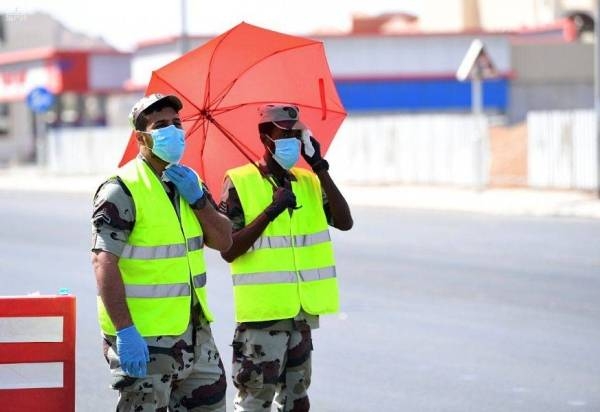 Heatwave, active winds to hit most Saudi regions from Friday