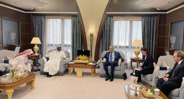 OIC Secretary-General Hussein Ibrahim Taha met on Tuesday with the Russian Minister of Foreign Affairs Sergey Lavrov, who is currently on a visit to the Kingdom.