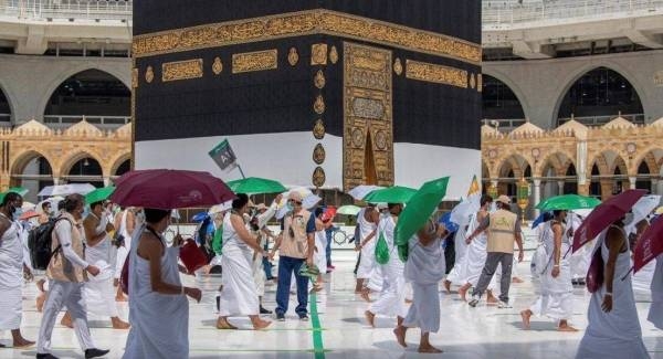 MHRSD announced that citizens and residents who seek to work in the Hajj season within the Holy Sites could obtain a working permit of (Ajeer Al-Hajj) through the Ajeer platform.
