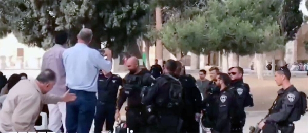 Hundreds of Israeli settlers on Sunday raided the courtyards of Al-Aqsa Mosque from 