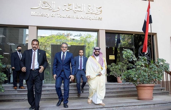 Minister of Culture Prince Badr Bin Abdullah bin Farhan met on Sunday with the Egyptian Minister of Tourism and Antiquities Dr. Khaled El-Enani as part of Prince Badr’s official visit to Egypt to enhance joint cultural cooperation.