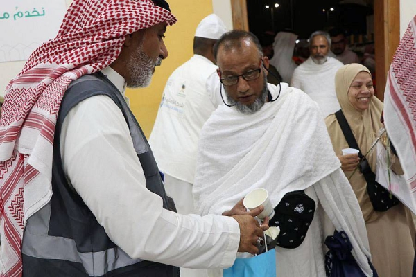 190 pilgrims coming from Britain arrived Saturday in Makkah, representing the first batch of pilgrims from the countries of Europe, America and Australia to perform this year's Hajj season 2022.