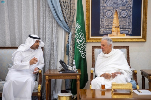 Khaled Al-Faisal briefed on health services provided to pilgrims