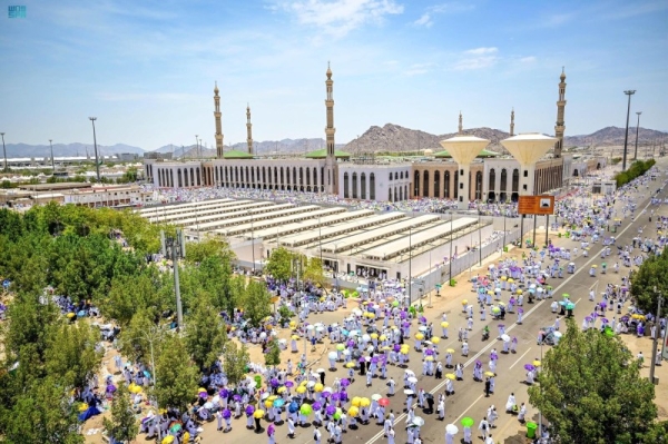 The crowds of pilgrims flocked to Arafat on Friday 9 Dhu al-Hijjah 1443 AH, which marks the climax of the Hajj pilgrimage, seeking from God Almighty to grant them forgiveness and mercy.