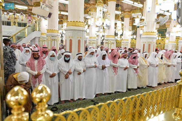 Worshippers has performed today the blessed Eid Al-Adha prayer in the Grand Holy Mosque, the Prophet’s Holy Mosque, and in various parts of the Kingdom of Saudi Arabia.