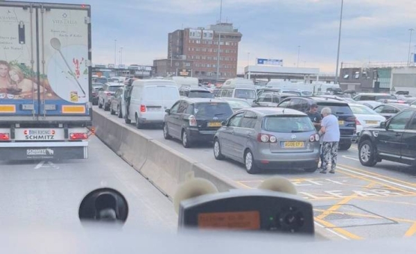 UK holidaymakers face more long delays at Port of Dover