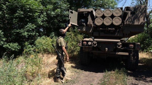 Artillery strikes have allowed Kyiv's forces to advance towards Kherson