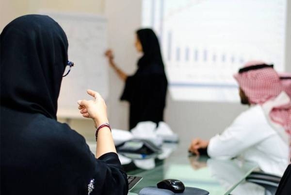 MHRSD: 9,546 Saudis hired in five sectors in 3 months
