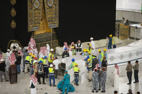 The General Presidency for the Affairs of the Two Holy Mosques announced on Tuesday the removal of the preventive barriers around the Holy Kaaba.