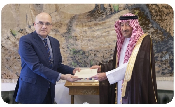 Deputy Minister of Foreign Affairs Waleed Al-Khuraiji received the letter at the ministry’s headquarters while receiving non-resident Ambassador of Costa Rica to Saudi Arabia Francisco Chacon Hernandez.