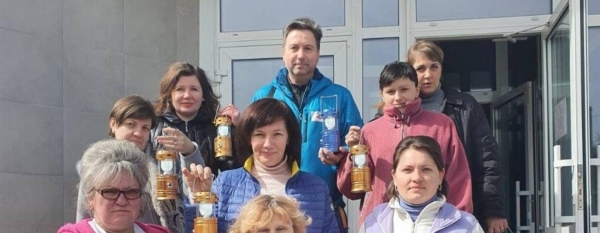 Hospitals are receiving solar lamps from IOM in Chernihiv Region.