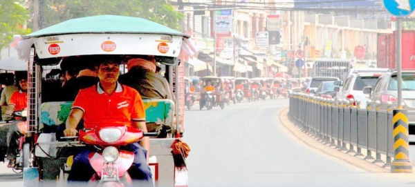 Tuk-tuk drivers in Phnom Penh, Cambodia. — courtesy UN Women Cambodia/Mariken B. Harbitz