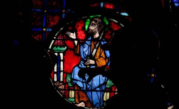 Restoration of Notre-Dame's smoke-damaged stained glass starts