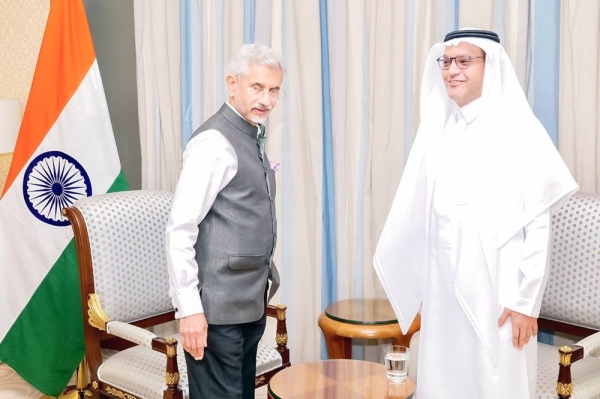 Indian External Affairs Minister Dr. S. Jaishankar speaks with Editor-in-Chief of Okaz and General Supervisor of Saudi Gazette Jameel Altheyabi at the Ritz Carlton in Riyadh on Saturday. — SG photo by Abdulaziz Alyusuf