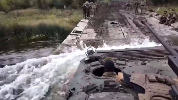 Ukraine's armed forces said they had pushed across the river at the weekend.