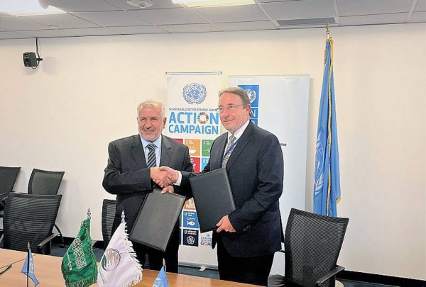 Advisor at the Royal Court, the Supervisor General of KSrelief Dr. Abdullah Bin Abdulaziz Al-Rabeeah and UNDP's Director of the Program Achim Steiner signed the deal on the sidelines of the 77th session of the UN General Assembly.