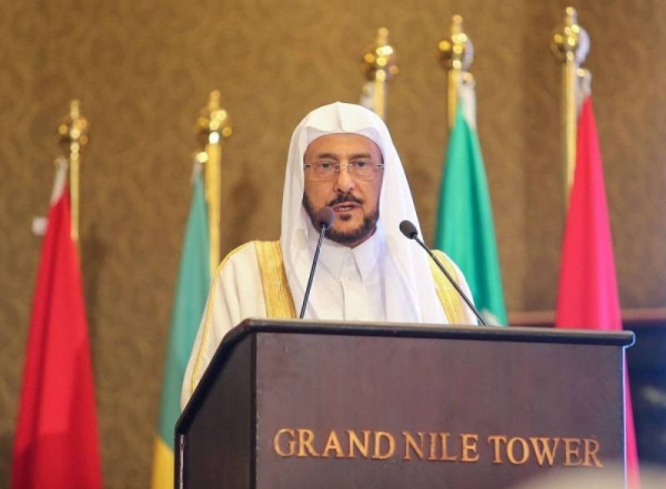 Minister of Islamic Affairs, Call and Guidance Sheikh Dr. Abdullatif Al-Sheikh emphasized that the methodology of Ijtihad (juristic judgment on newly-surfacing religious issues) was and is still serving as the catalyst to salvage the Islamic Ummah when it comes to confronting unprecedented philosophical issues.