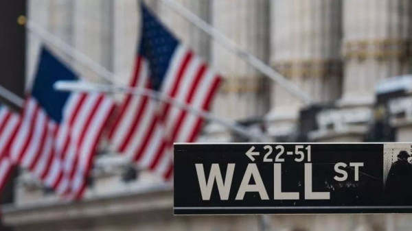 A Wall Street sign outside the New York Stock Exchange