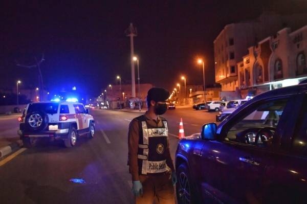 Saudi Arabia arrests 15,894 illegals in a week