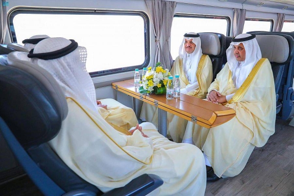 The Emir of Eastern Province Prince Saud bin Naif inaugurated the railway project linking the East Freight Train Network (Dammam - Riyadh) with the North Freight Train Network, passing through Jubail, in a ceremony held here on Sunday. He also opened the internal railway network project in the Jubail Industrial City.