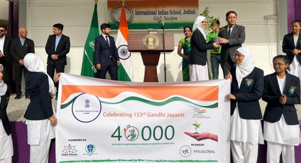 Consul General Mohammed Shahid Alam inaugurates Indian students’ participation in the Saudi Green Initiative by handing over saplings to students at a ceremony held at the girls’ campus of International Indian School Jeddah.  
 
