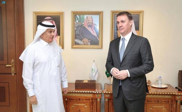 Minister of Environment, Water, and Agriculture (MEWA) Abdulrahman Al-Fadhli received in his office here on Monday the Russian Minister of Agriculture Dr. Dmitry Patrushev.