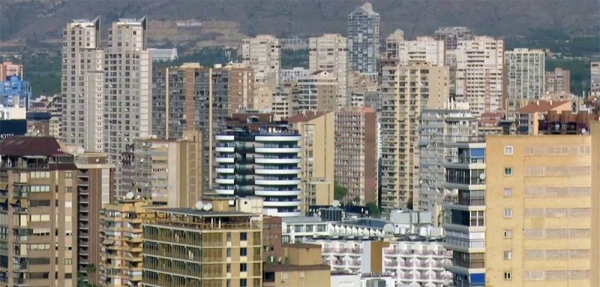 A view of the beach in Benidorm in Costa Blanca. — courtesy photo