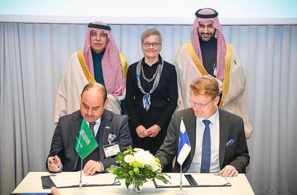 Minister of Commerce Dr. Majid Bin Abdullah Al-Qasabi, met Friday with the Finnish Minister of Economic Affairs Mika Lintilä, where he reiterated that the Saudi delegation’s visit to Helsinki resulted in the two sides’ agreement to cooperate in several fields,