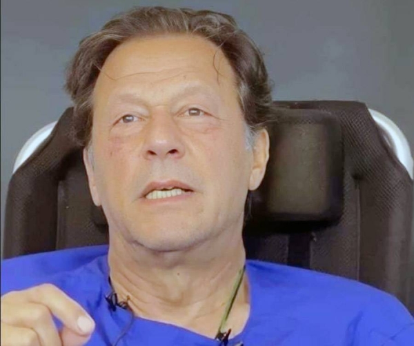 Pakistan’s Supreme Court has ordered an immediate police investigation into a gun attack which wounded opposition leader Imran Khan., seen in this recent photo.