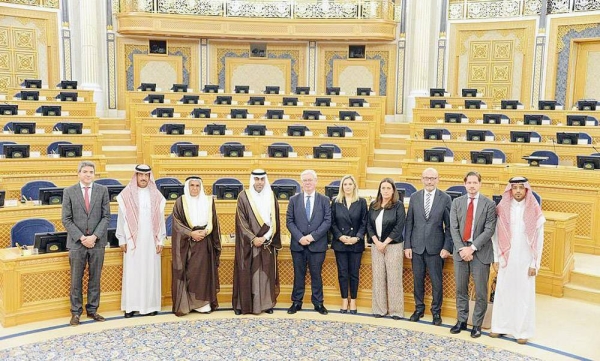 Deputy Speaker of the Shoura Council Dr. Mishaal Bin Fahm Al-Sulami met in Riyadh on Monday with European Union Special Representative Eamon Gilmore, and his accompanying delegation.
