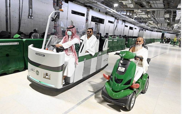 The General Presidency for the Affairs of the Two Holy Mosques has provided an electric vehicle to transport the elderly and people with disabilities while performing Tawaf (circumambulation) at the Grand Mosque.