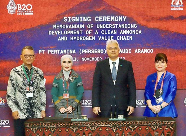 President Director of PT Pertamina (Persero) Nicke Widyawati and Aramco Senior Vice President of Downstream Mohammed Y. Al Qahtani signed the MoU to collaborate across the hydrogen and ammonia value chain.