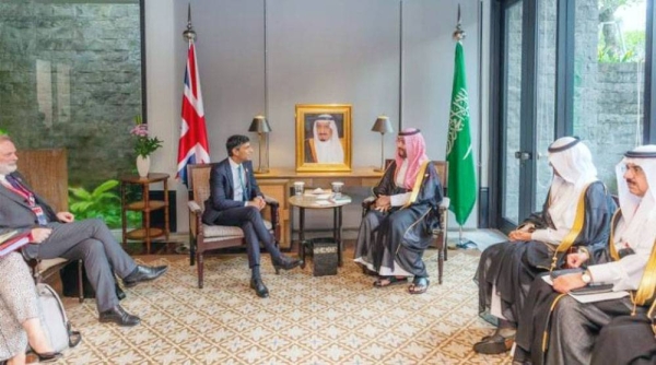 Crown Prince and Prime Minister Mohammed Bin Salman, head of the Kingdom of Saudi Arabia’s delegation participating in the G20 Summit in Bali, Indonesia, Tuesday met with UK Prime Minister Rishi Sunak.