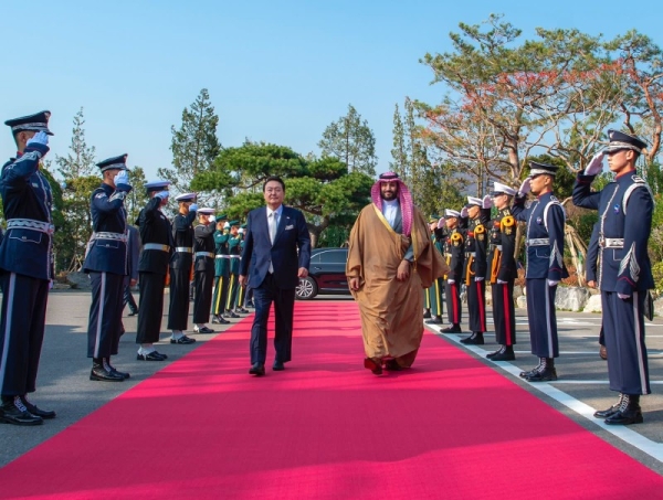 The Crown Prince wished the Korean president good health and happiness, and continued progress and prosperity to his country and the Korean people.