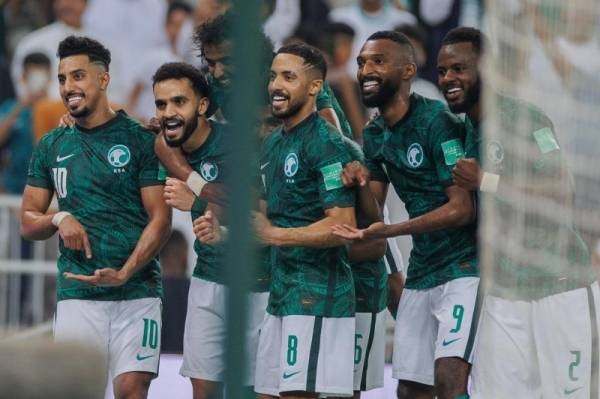 Jeddah Municipality sets up live screens to support Green Falcons in World Cup