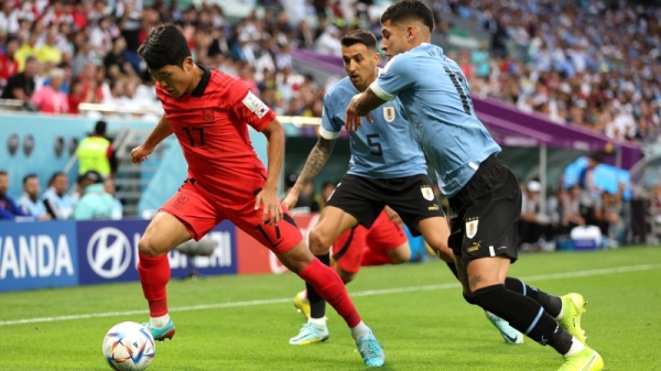 Uruguay and South Korea played out a goalless draw in their Group H opener at the 2022 World Cup in Qatar on Thursday. (@FIFAWorldCup) 