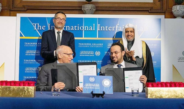 The Secretary-General of the Muslim World League (MWL) and Chairman of the Association of Muslim Scholars Dr. Mohammad Bin Abdulkarim Al-Issa witnessed the signing of a partnership agreement by the MWL and the launch of the 