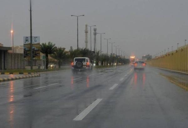 Saudi Civil Defense called on the public to be utmost cautious and vigil in the wake of the forecast of thunderstorms to hit  some regions of Saudi Arabia from Sunday until Thursday