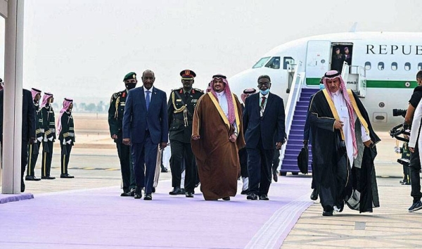 At King Khalid International Airport, Chairman of the Sudanese Transitional Sovereignty Council Lt. Gen. Abdel Fattah Al-Burhan  was received by Prince Mohammed Bin Abdulrahman Bin Abdulaziz, Deputy Governor of Riyadh Region.