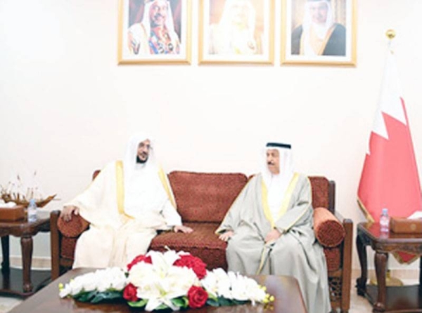 Minister of Islamic Affairs, Call and Guidance, Sheikh Dr. Abdullatif Bin Abdulaziz Al-Sheikh held a meeting with Sheikh Abdul Rahman Bin Mohammed Bin Rashid Al Khalifa, Chairman of the Supreme Council for Islamic Affairs in Bahrain.